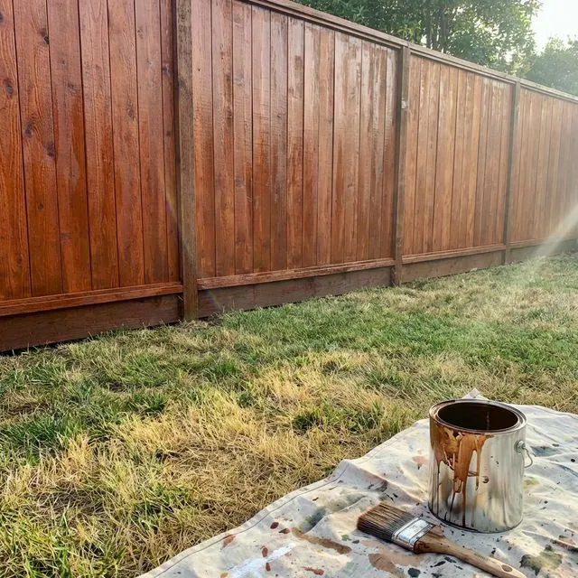 Fence Staining and Sealing in Bakersfield, CA