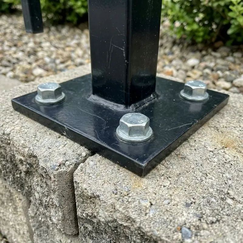 Retaining Wall Fencing installation detail in Bakersfield